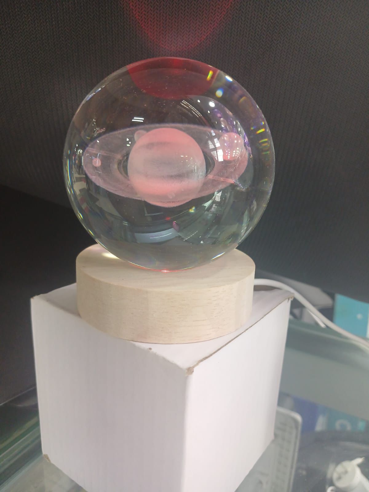 Vista 3 de Lampara Saturno - DISEÑO: Sistema Solar